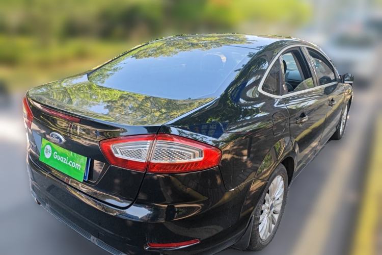 Used Ford Mondeo 2011 2.0L GTDi 200 Luxury Edition Rear Right 45 Deg