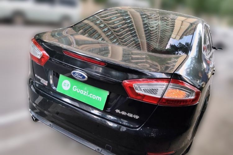 Used Ford Mondeo 2011 2.0L GTDi 200 Fashion Edition Rear Right 45 Deg