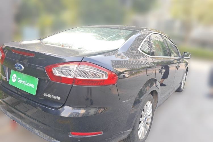 Used Ford Mondeo 2011 2.0L GTDi 200 Fashion Edition Rear Right 45 Deg