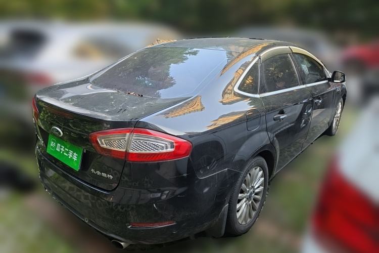 Used Ford Mondeo 2011 2.0L GTDi 200 Fashion Edition Rear Right 45 Deg