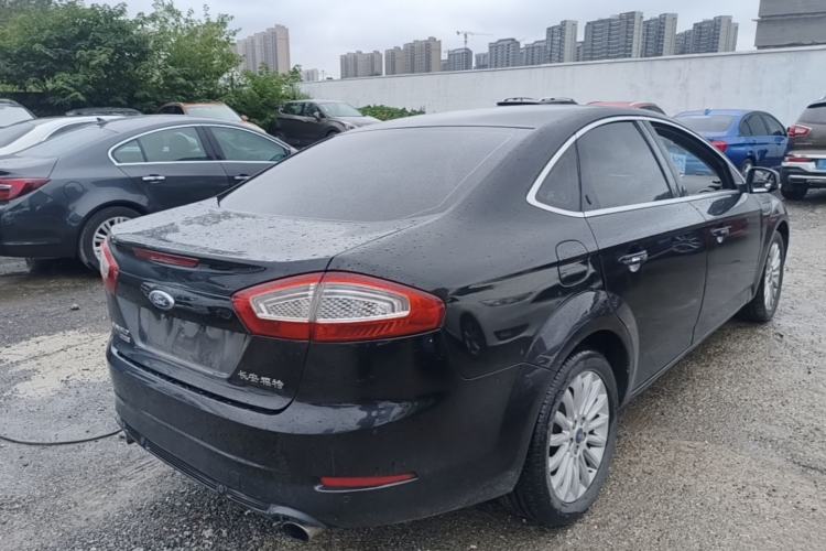 Used Ford Mondeo 2011 2.0L GTDi 200 Fashion Edition Rear Right 45 Deg