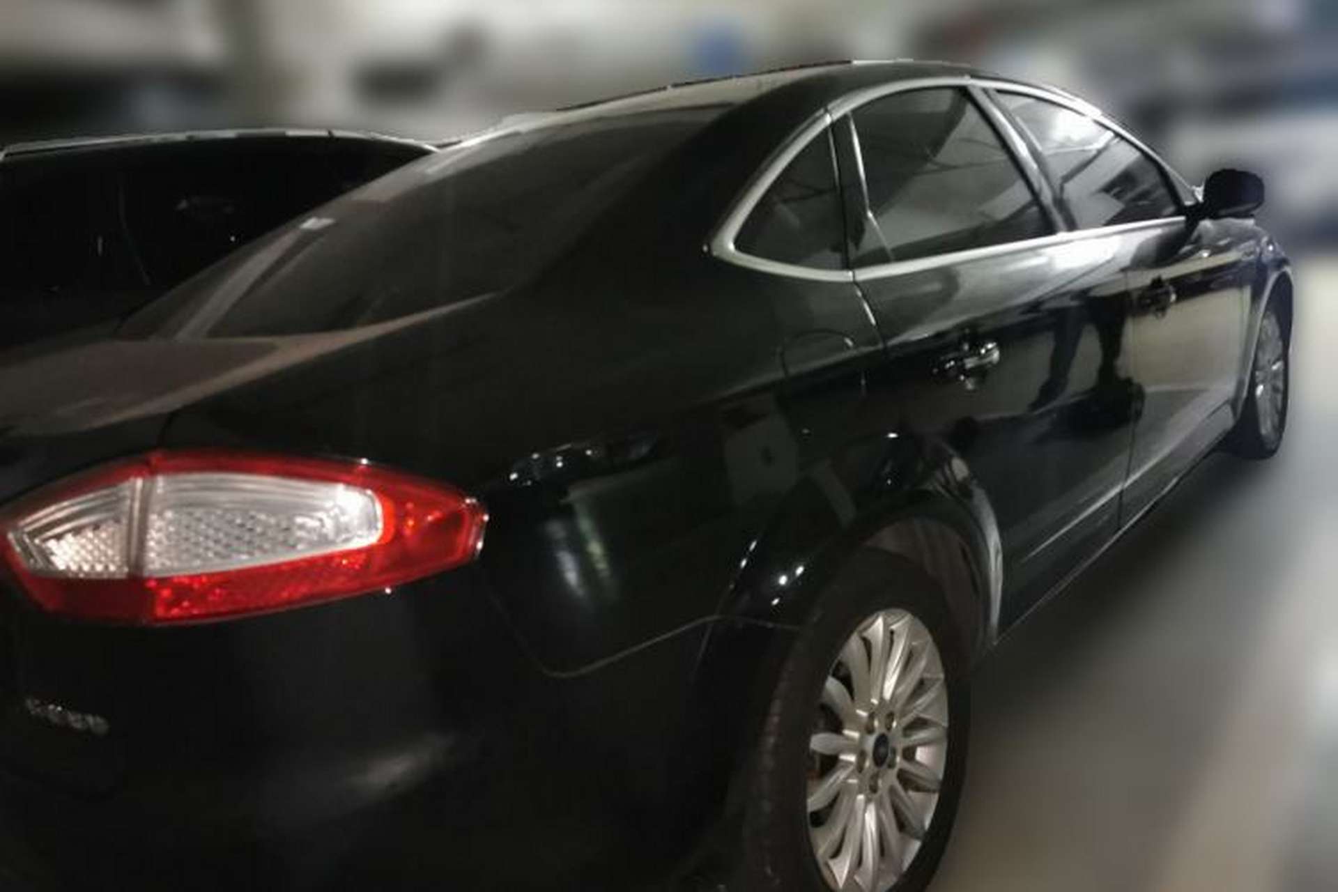 Used Ford Mondeo 2011 2.0L GTDi 200 Fashion Edition Rear Right 45 Deg