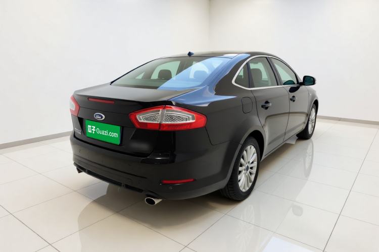 Used Ford Mondeo 2011 2.0L GTDi 200 Fashion Edition Rear Right 45 Deg
