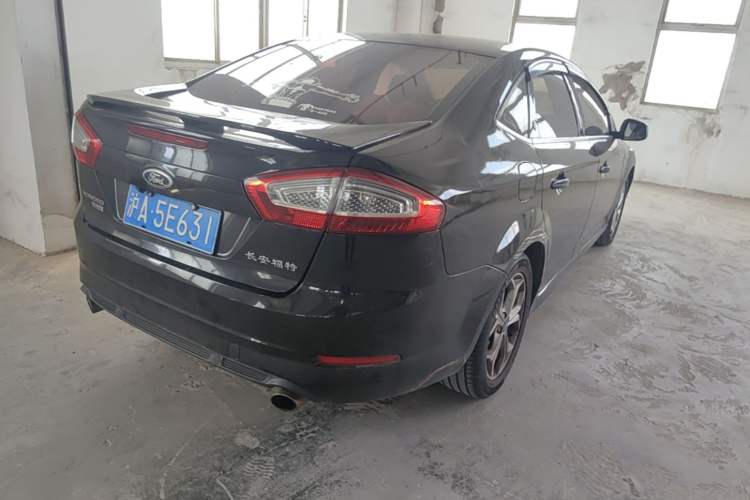 Used Ford Mondeo 2011 2.0L GTDi240 Luxury Sport Edition Rear Right 45 Deg