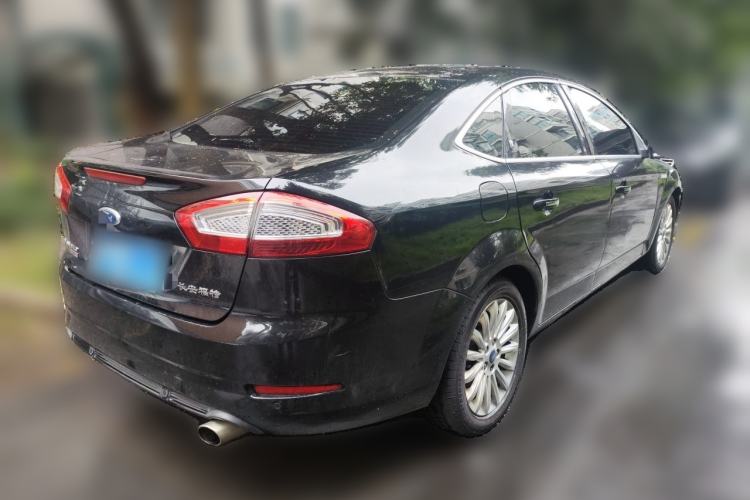 Used Ford Mondeo 2011 2.0L GTDi 200 Fashion Edition Rear Right 45 Deg