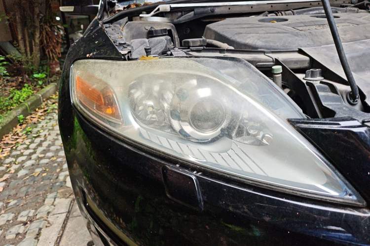 Used Ford Mondeo 2011 2.0L GTDi 200 Luxury Edition Right Front Headlight