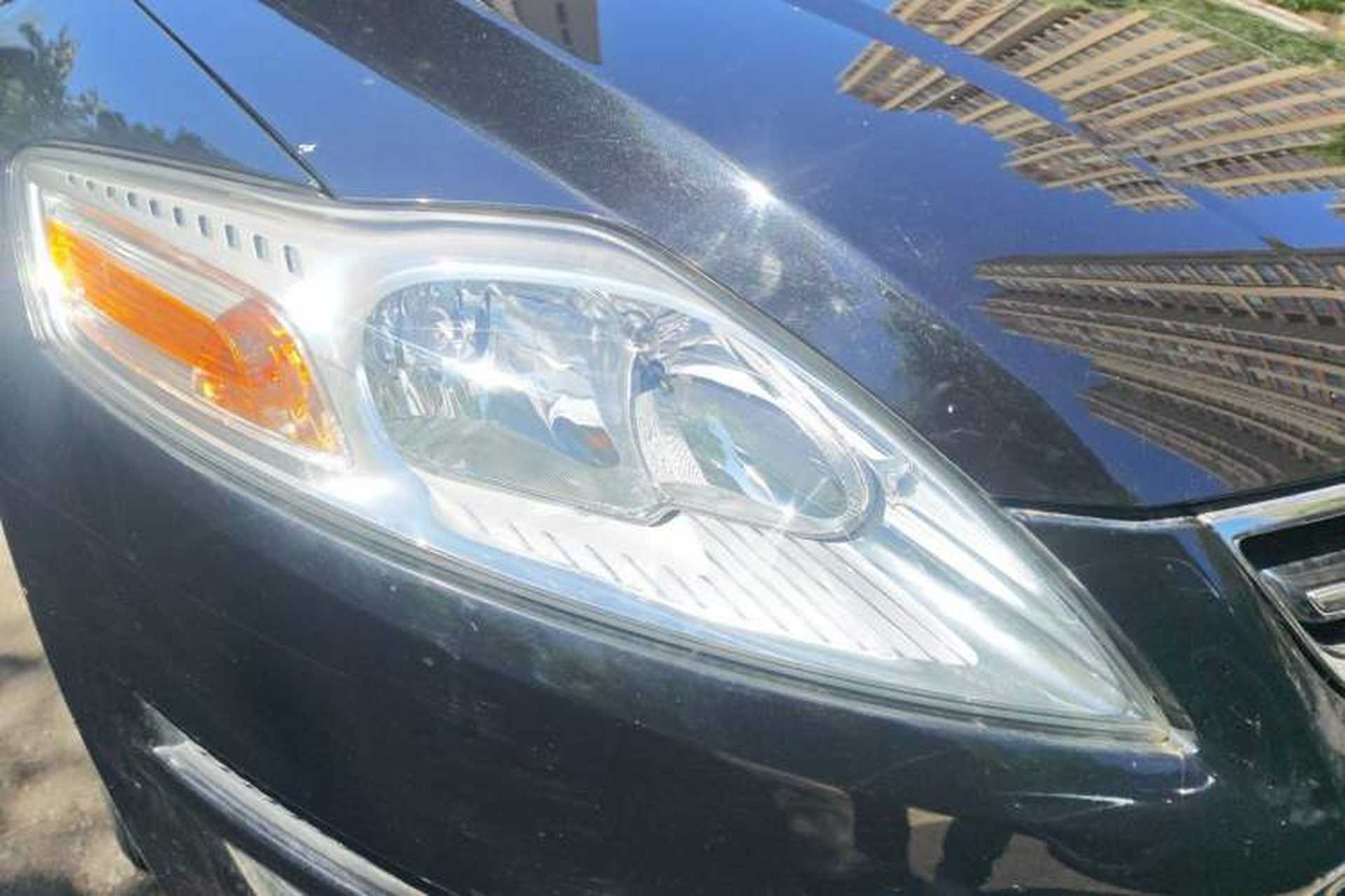 Used Ford Mondeo 2011 2.3L Luxury Model Right Front Headlight