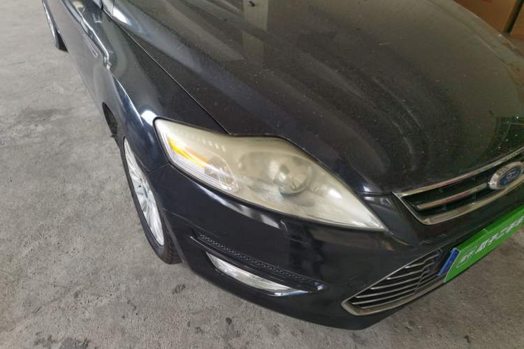Used Ford Mondeo 2011 2.0L GTDi 200 Luxury Edition Right Front Headlight