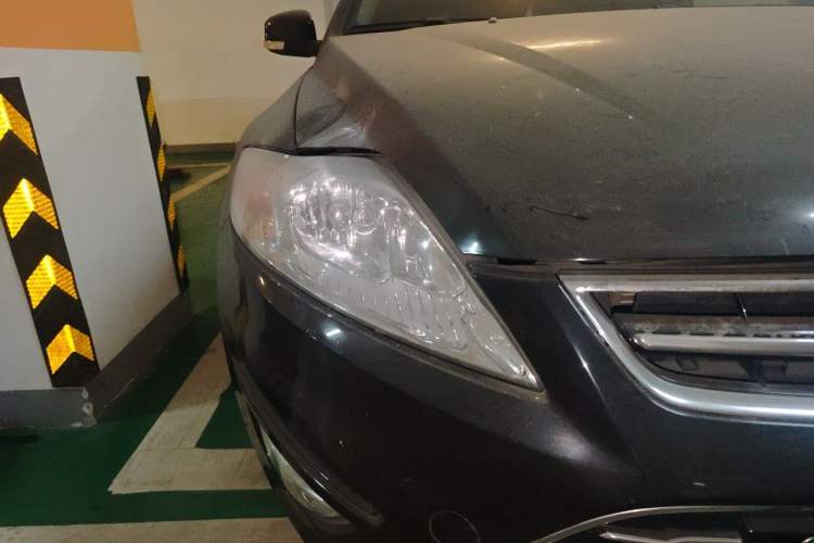 Used Ford Mondeo 2011 2.0L GTDi 200 Fashion Edition Right Front Headlight