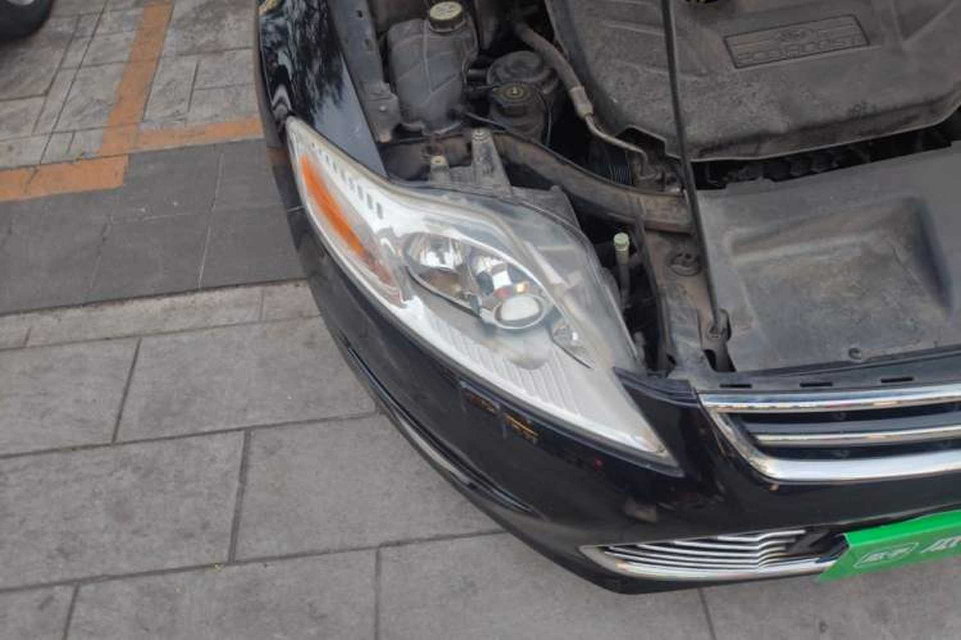 Used Ford Mondeo 2011 2.0L GTDi 200 Luxury Edition Right Front Headlight