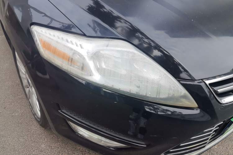 Used Ford Mondeo 2011 2.0L GTDi 200 Fashion Edition Right Front Headlight
