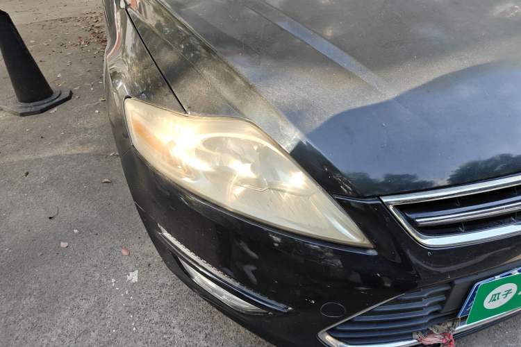 Used Ford Mondeo 2011 2.3L Fashion Edition Right Front Headlight