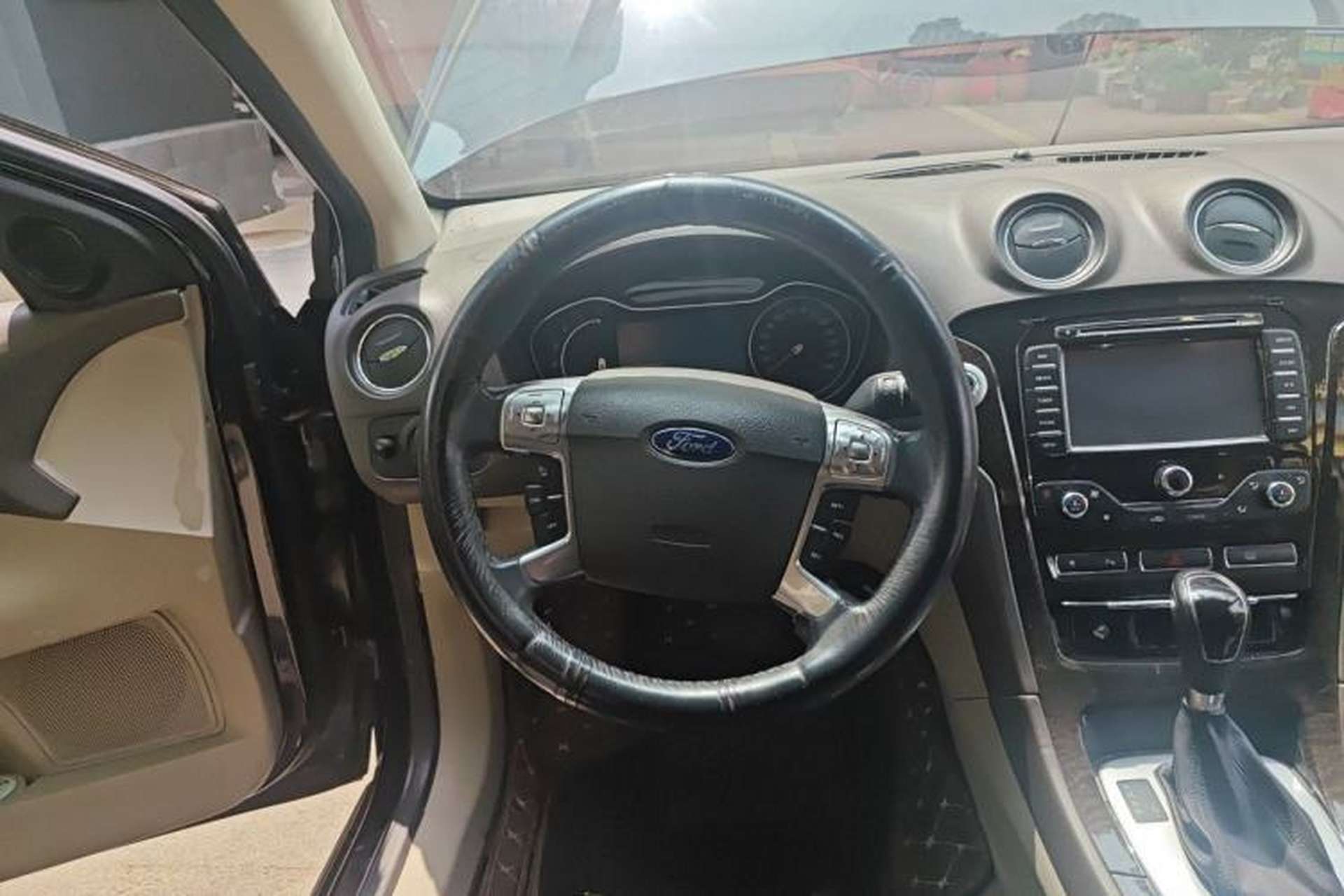 Used Ford Mondeo 2011 2.0L GTDi240 Ultimate Edition Steering Wheel