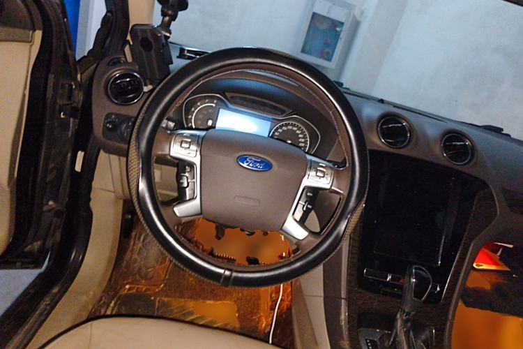 Used Ford Mondeo 2011 2.3L Luxury Model Steering Wheel
