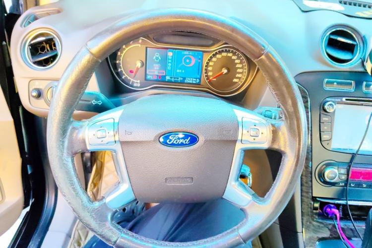 Used Ford Mondeo 2011 2.0L GTDi 200 Fashion Edition Steering Wheel