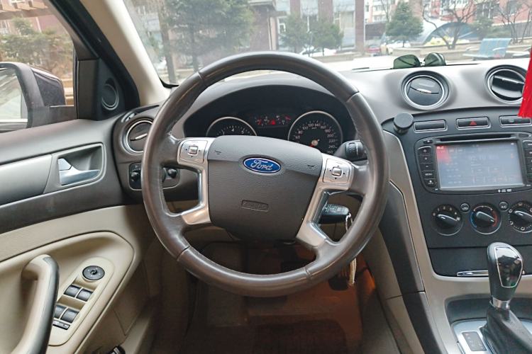 Used Ford Mondeo 2011 2.3L Fashion Edition Steering Wheel
