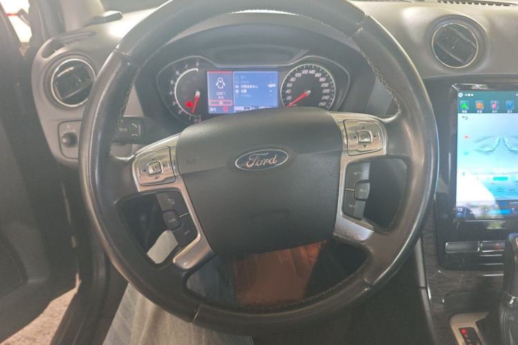 Used Ford Mondeo 2011 2.3L Luxury Model Steering Wheel