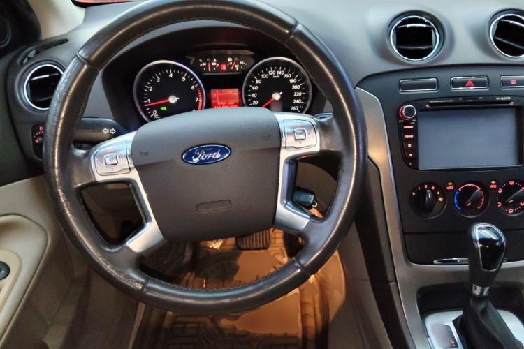 Used Ford Mondeo 2011 2.3L Fashion Edition Steering Wheel