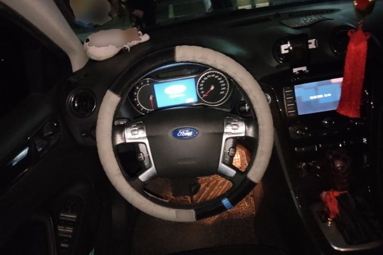 Used Ford Mondeo 2011 2.0L GTDi 200 Luxury Edition Steering Wheel