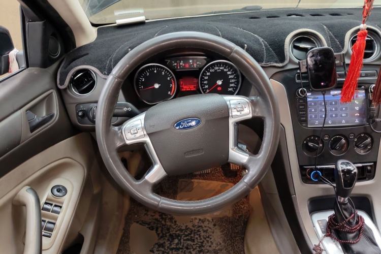 Used Ford Mondeo 2011 2.3L Fashion Edition Steering Wheel
