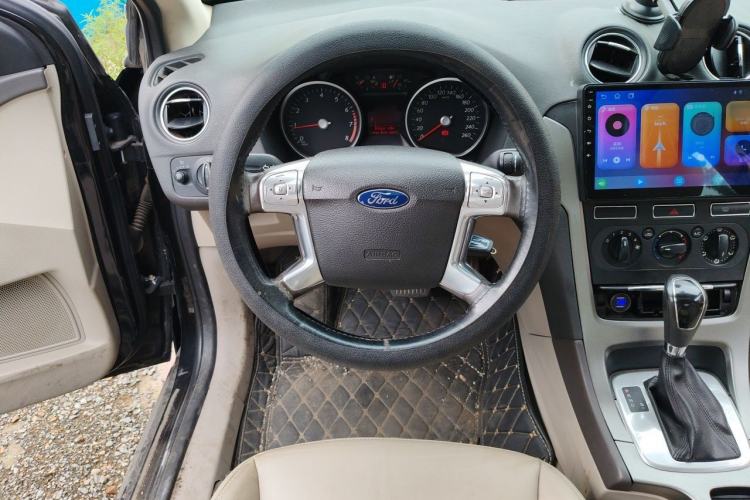 Used Ford Mondeo 2011 2.3L Fashion Edition Steering Wheel