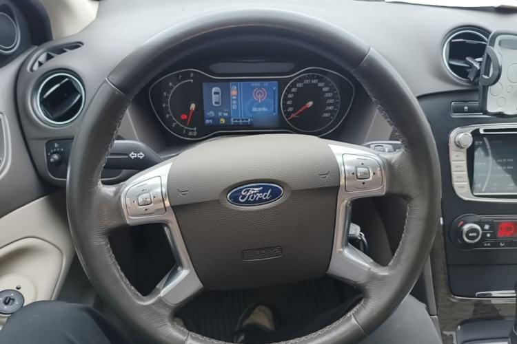 Used Ford Mondeo 2011 2.0L GTDi 200 Fashion Edition Steering Wheel