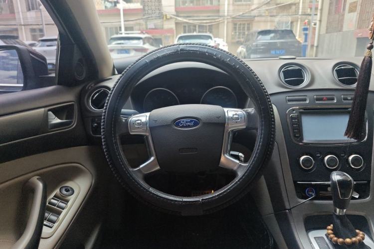 Used Ford Mondeo 2011 2.3L Luxury Model Steering Wheel