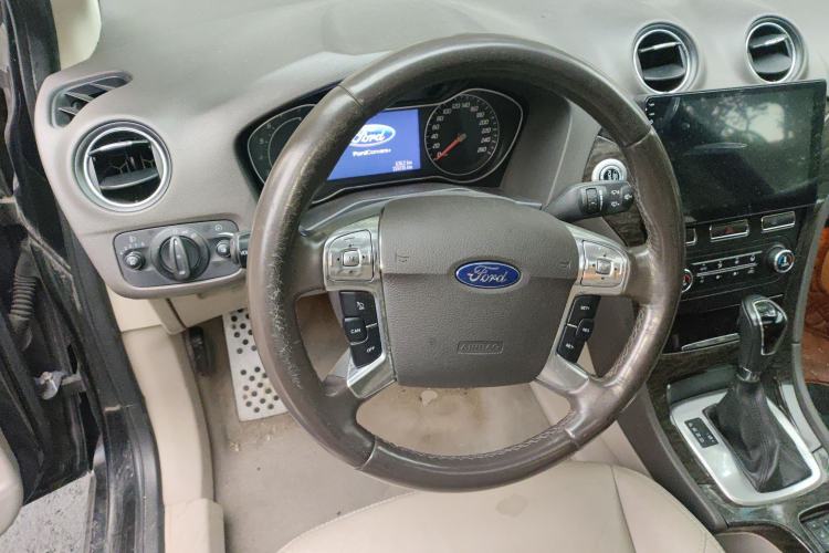 Used Ford Mondeo 2011 2.3L Luxury Model Steering Wheel