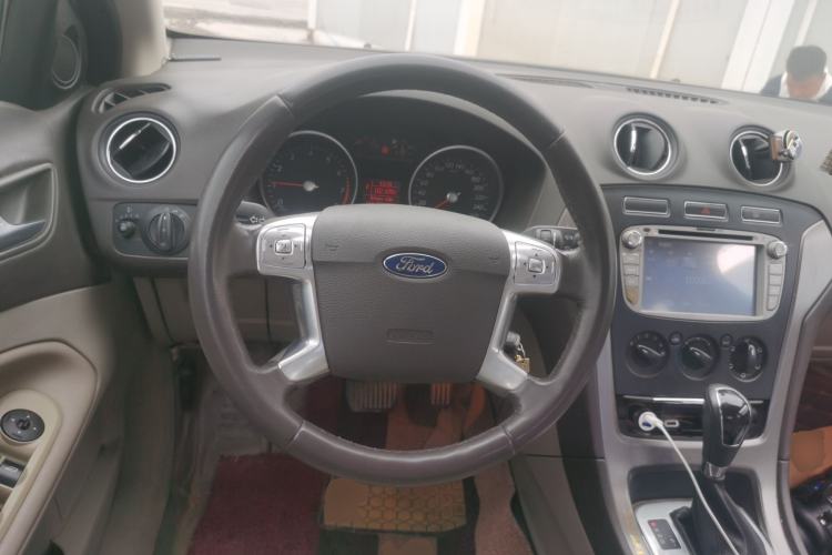 Used Ford Mondeo 2011 2.3L Fashion Edition Steering Wheel