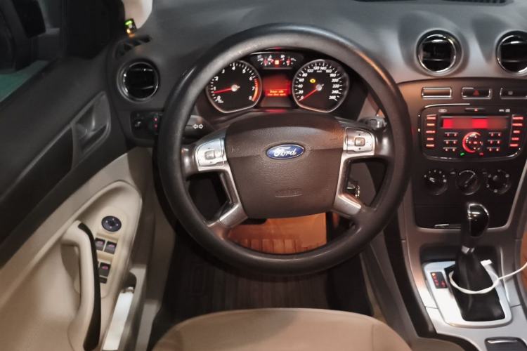 Used Ford Mondeo 2011 2.3L Fashion Edition Steering Wheel