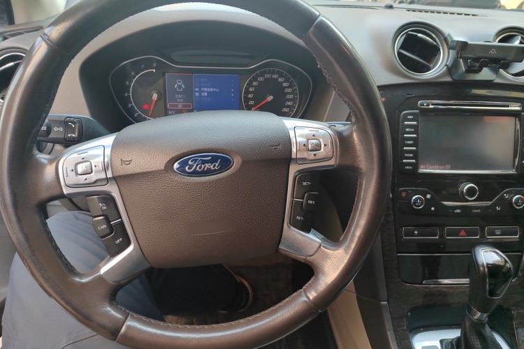 Used Ford Mondeo 2011 2.0L GTDi 200 Luxury Edition Steering Wheel