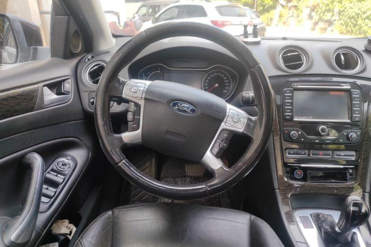 Used Ford Mondeo 2011 2.0L GTDi240 Ultimate Edition Steering Wheel