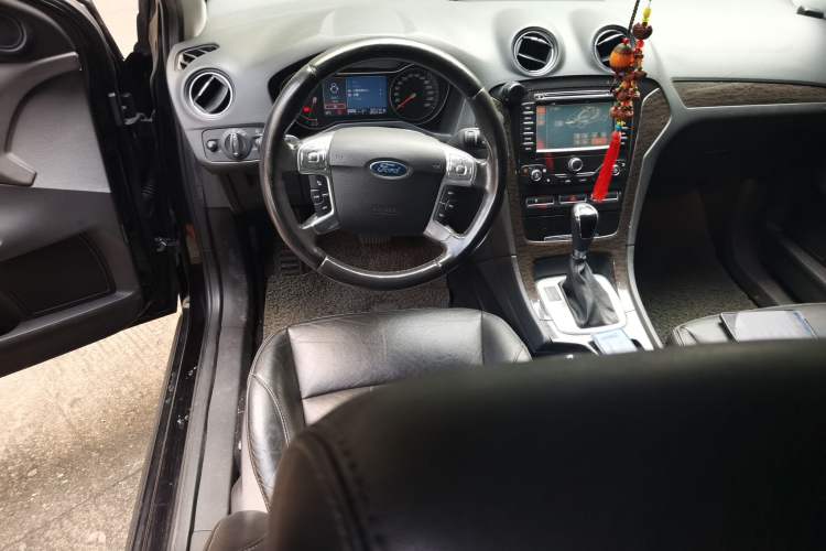 Used Ford Mondeo 2011 2.0L GTDi 200 Luxury Edition Steering Wheel