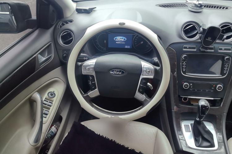 Used Ford Mondeo 2011 2.0L GTDi 200 Fashion Edition Steering Wheel
