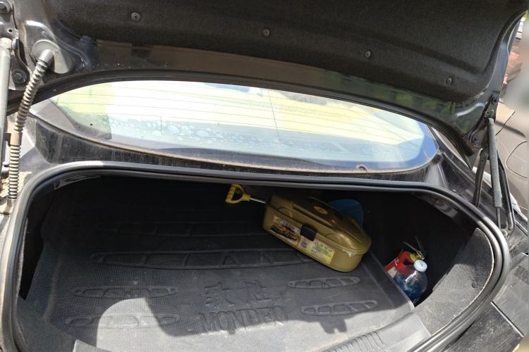 Used Ford Mondeo 2011 2.3L Fashion Edition Trunk