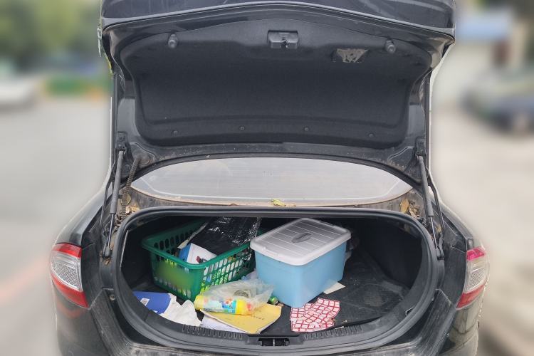 Used Ford Mondeo 2011 2.3L Fashion Edition Trunk