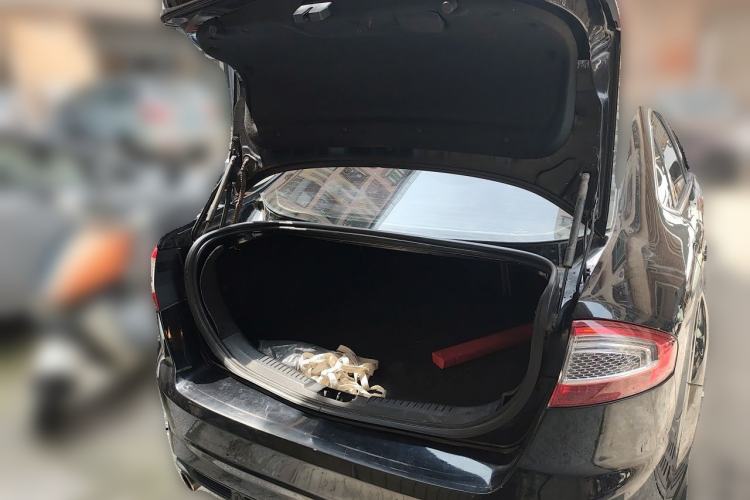 Used Ford Mondeo 2011 2.0L GTDi 200 Fashion Edition Trunk