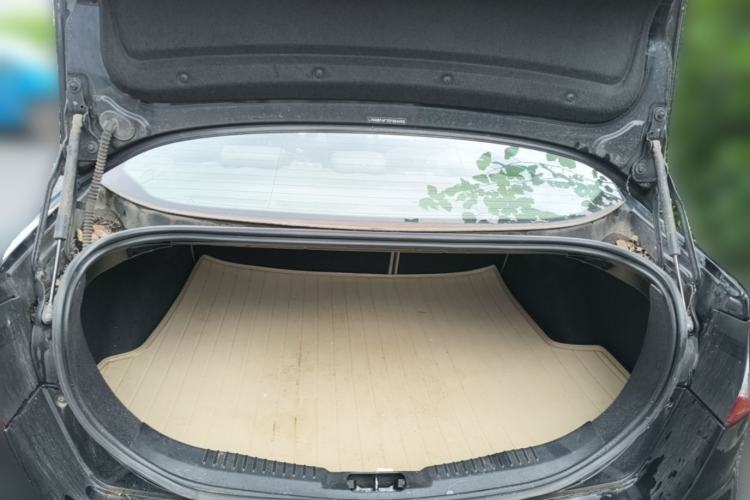 Used Ford Mondeo 2011 2.3L Fashion Edition Trunk