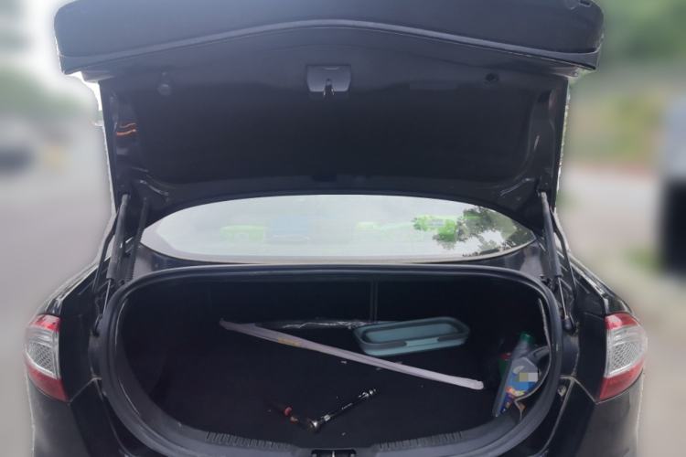 Used Ford Mondeo 2011 2.0L GTDi 200 Fashion Edition Trunk