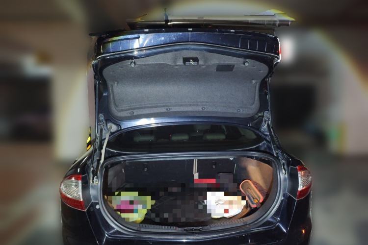 Used Ford Mondeo 2011 2.3L Fashion Edition Trunk