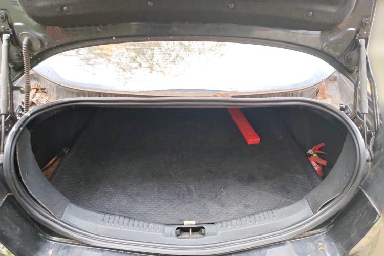 Used Ford Mondeo 2011 2.3L Fashion Edition Trunk