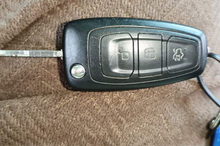 Used Ford Mondeo 2011 2.0L GTDi 200 Fashion Edition Vehicle Key
