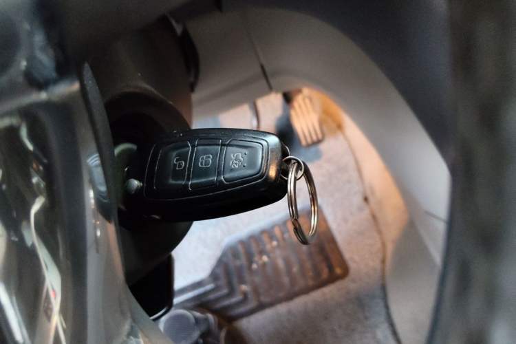 Used Ford Mondeo 2011 2.0L GTDi 200 Fashion Edition Vehicle Key