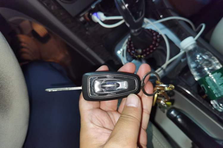 Used Ford Mondeo 2011 2.0L GTDi 200 Fashion Edition Vehicle Key