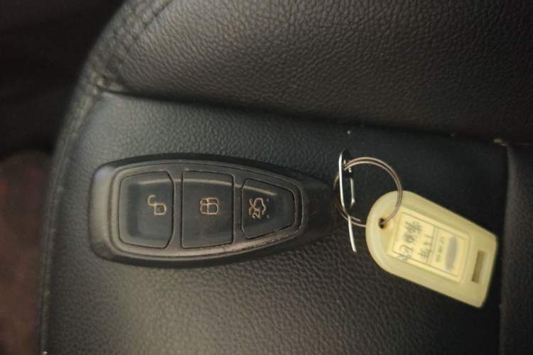 Used Ford Mondeo 2011 2.3L Luxury Model Vehicle Key
