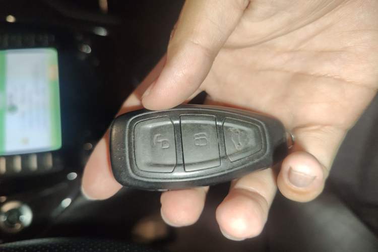 Used Ford Mondeo 2011 2.0L GTDi 200 Luxury Edition Vehicle Key