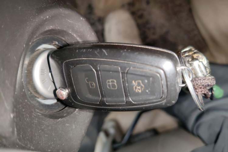 Used Ford Mondeo 2011 2.3L Fashion Edition Vehicle Key