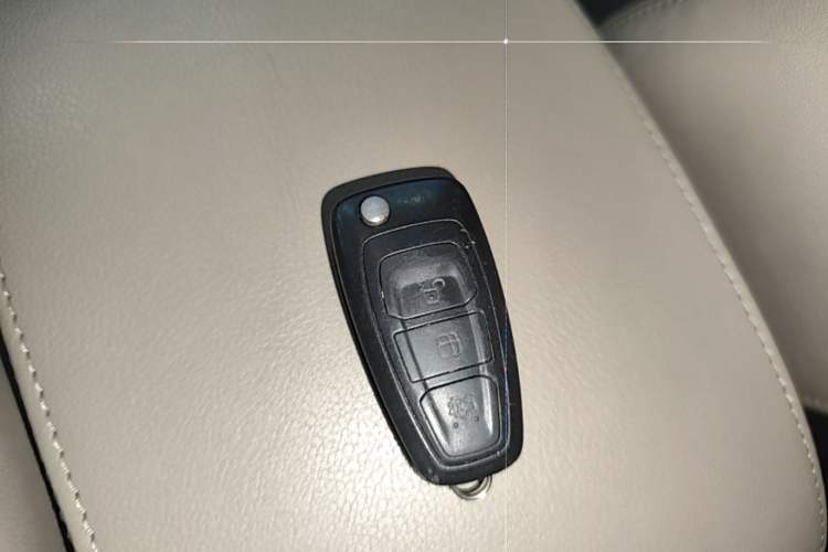 Used Ford Mondeo 2011 2.0L GTDi 200 Fashion Edition Vehicle Key