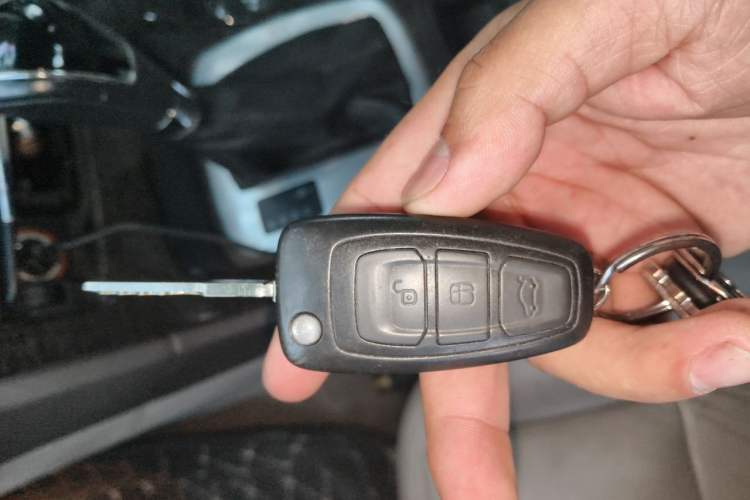 Used Ford Mondeo 2011 2.0L GTDi 200 Fashion Edition Vehicle Key
