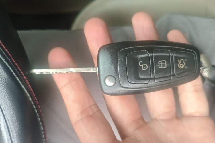 Used Ford Mondeo 2011 2.0L GTDi 200 Fashion Edition Vehicle Key